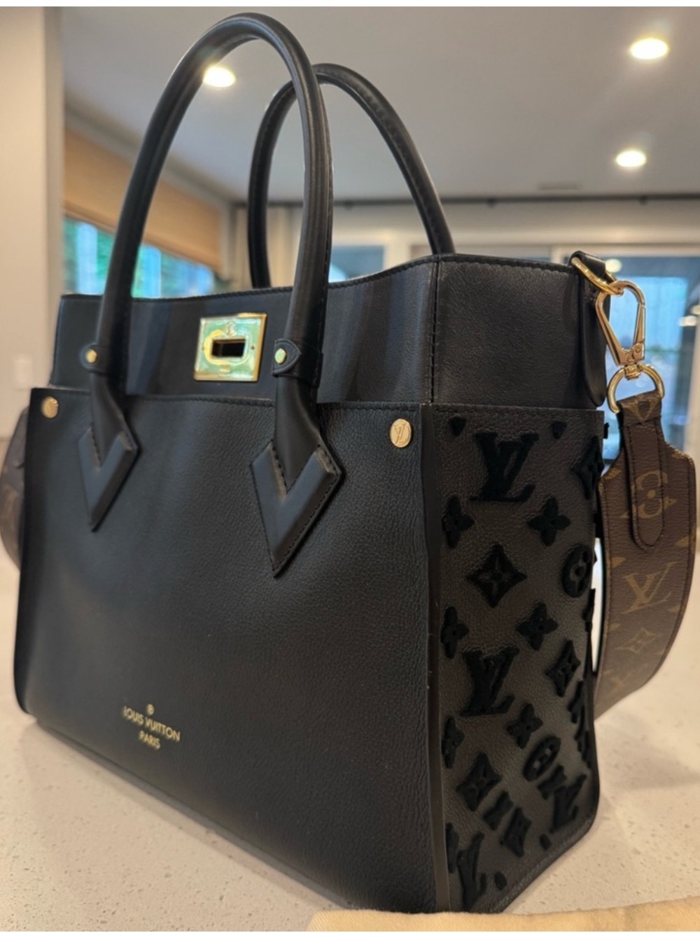 Louis Vuitton On My Side MM w/ upgraded strap; EUC - Picture 3 of 15